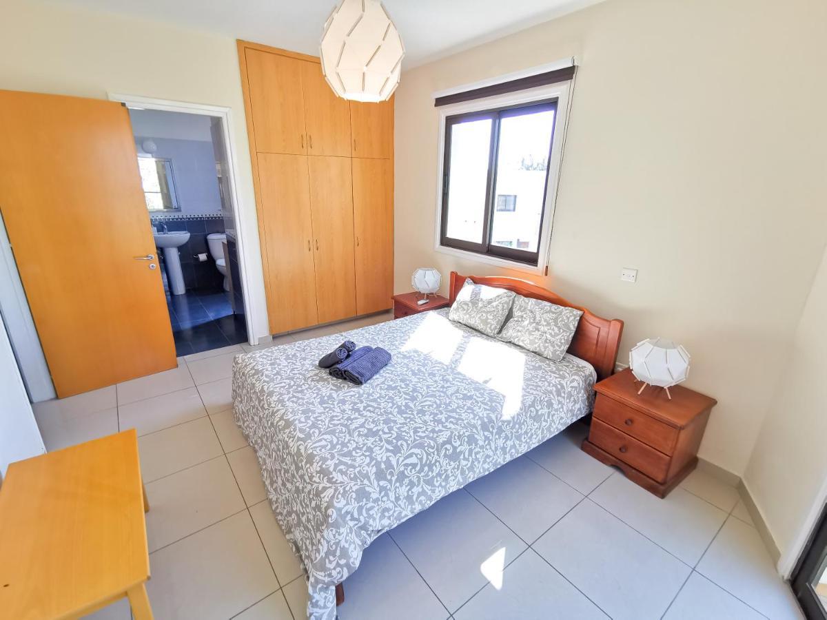 فوروكليني Sunny Pool Apartment المظهر الخارجي الصورة